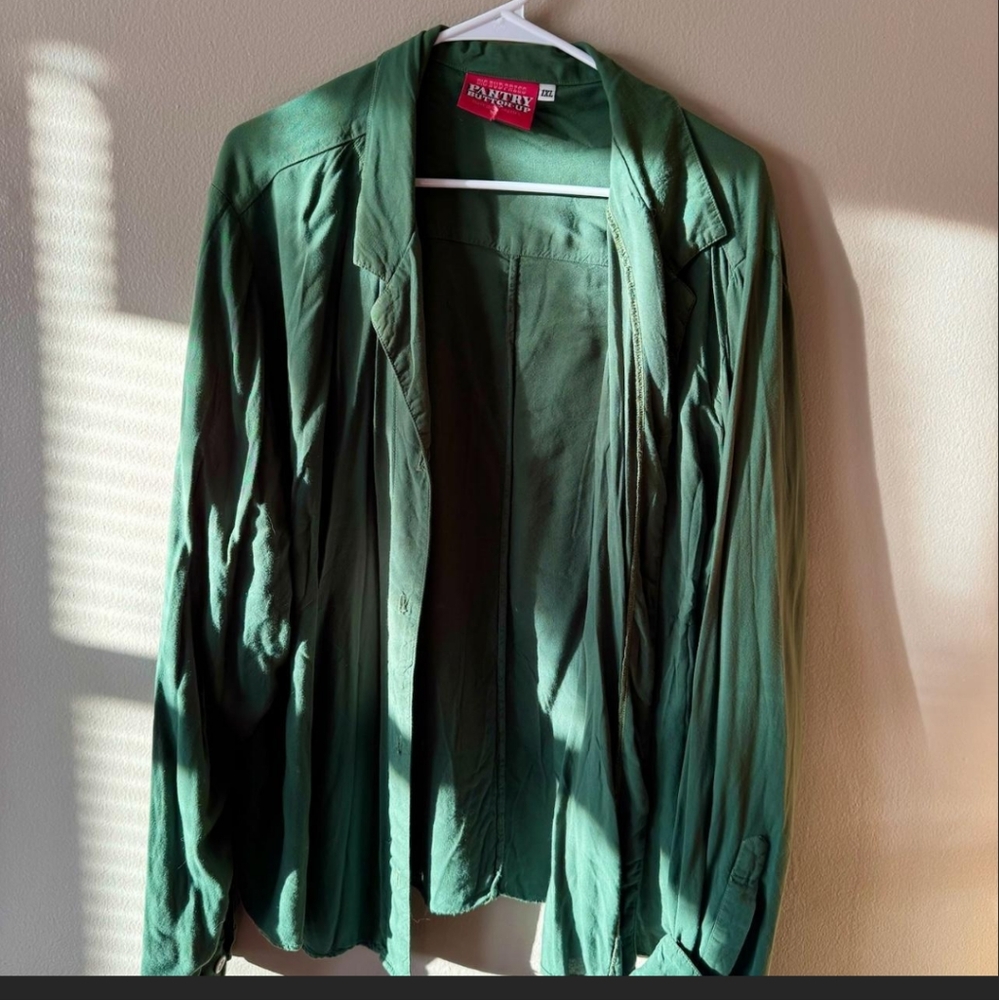 Big Bud Press Pantry Button Up